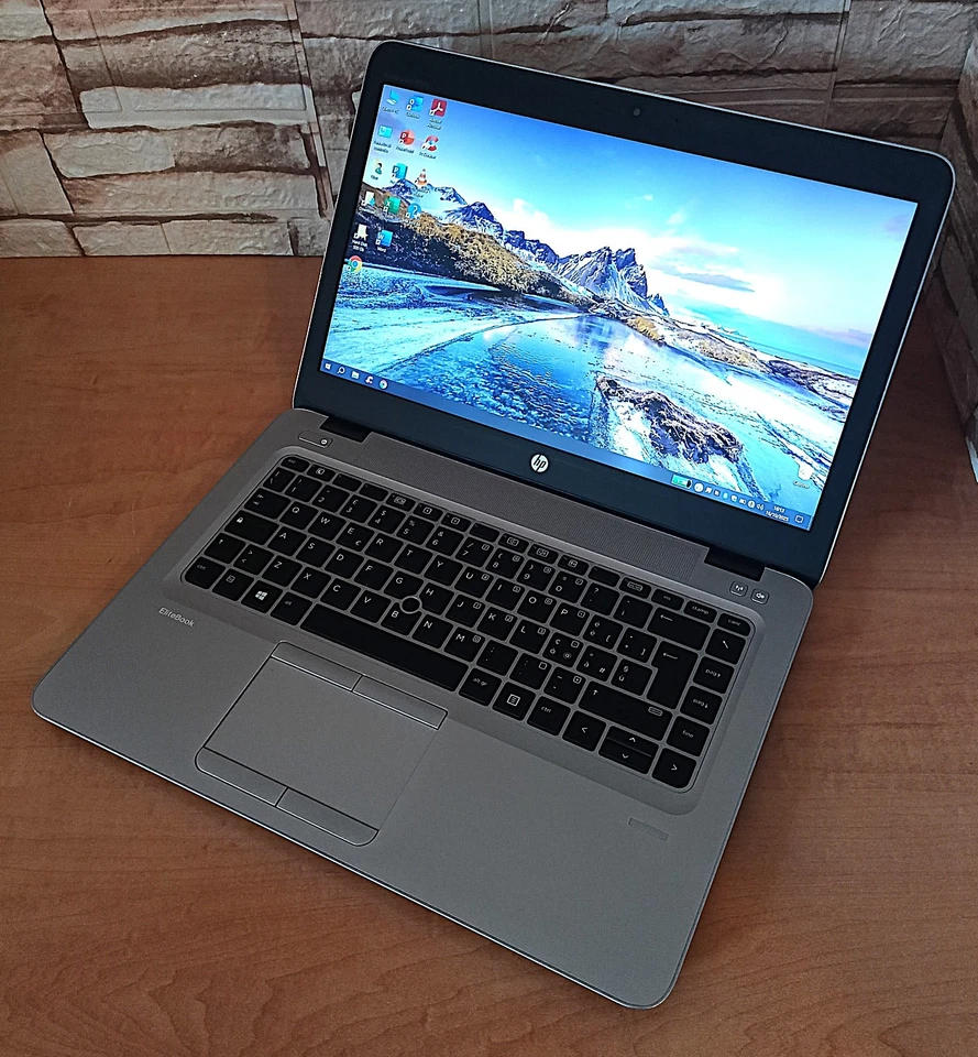 HP Elitebook 745 G3 AMD A8-8600B / 8 GB / 14' FHD / Docking - Ottime Condizioni - Immagine 1 di 4