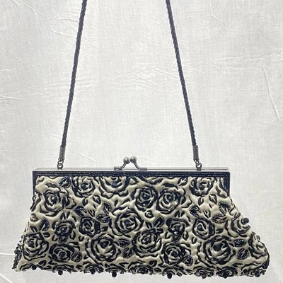 Bolso sin asas vintage LANCOME con marco de metal con bloqueo de beso y lentejuelas con cuentas florales Foto 1 de 4