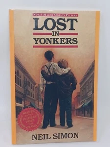 Lost in Yonkers (Drama, Plume) - Picture 1 of 4