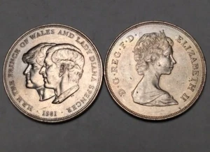 1x 1981 Great Britain Crown - 25 New Pence - Wedding of Diana and Charles - Picture 1 of 7
