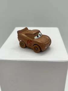 Disney Pixar Cars Muddy McQueen come Chester Whipplefilter Mini Racers RARO - Foto 1 di 6