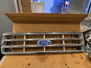 1987-91 Ford F150 250 350 Bronco Chrome Grille OEM# E7TB8150BB - Bild 1 von 5