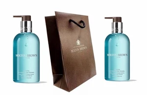 2x Molton Brown Coastal Cypress Sea Fenchel Fine Liquid Hand Wash 300ml Geschenktüte - Bild 1 von 3