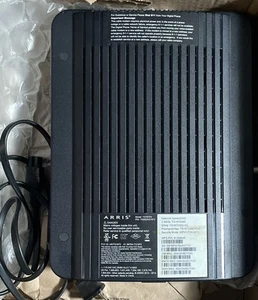 Arris TG1672G Touchstone Telephony Gateway WIFI 2.5 & 5.0GHz Cable Modem Router - Picture 1 of 3