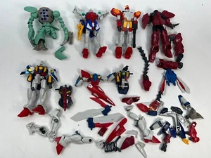 LOT Bandai Mobile Suit Gundam Figures Robots Assorted Weapons GUNPLA Parts - Picture 1 of 9