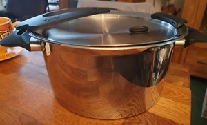 Fissler Intensa Kochtopf 3 Liter alle Herdarten D=24 cm - Bild 1 von 5
