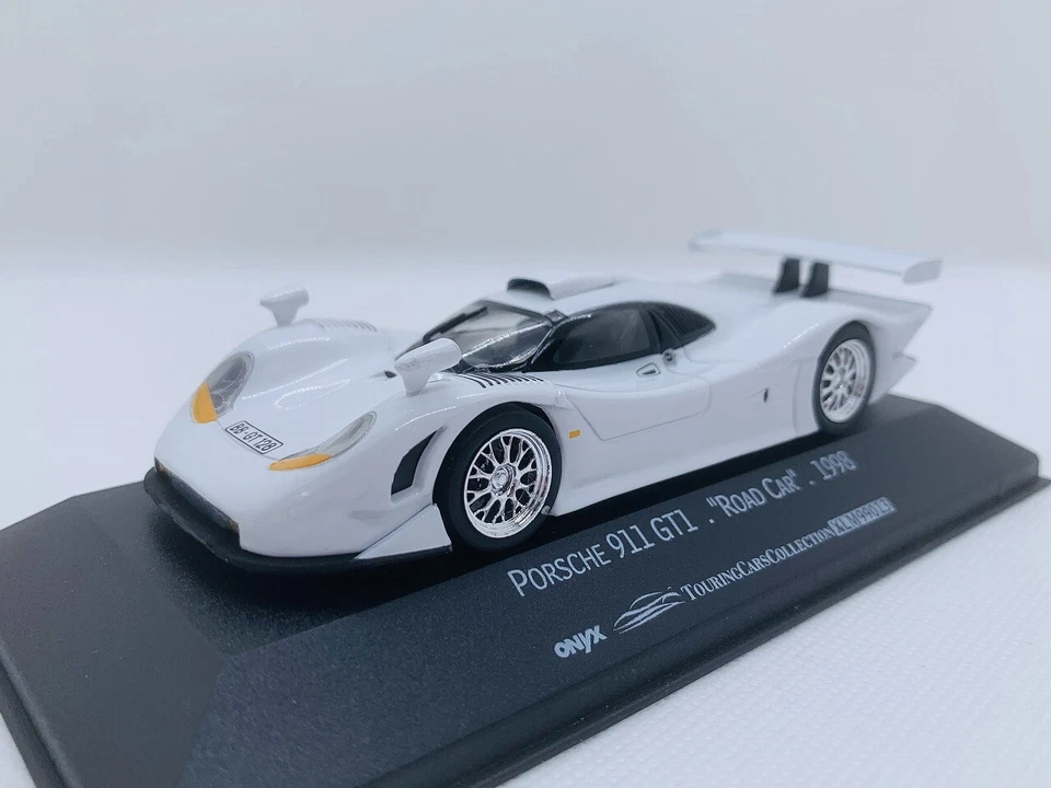 Coche de carretera Onyx Porsche 911 GT1 1998 BLANCO raro   Foto 1 de 4