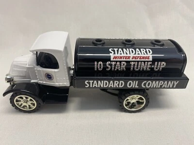 Banco cisterna Standard Oil/Amoco Mack 1935 modelos a escala - nuevo Foto 1 de 4