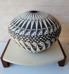 NM. D Antonio Acoma Pueblo New Mexico Pot Vintage Native American Indian Pottery - Picture 1 of 7