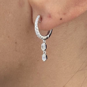 Diamond Hoop Earrings Round & Emerald E-F VS1 0.55 Ct Lab created 14k White Gold - Picture 1 of 7