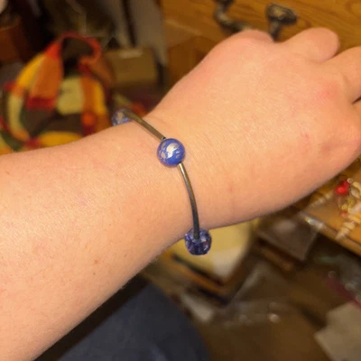 brazalete plata cuentas Foto 1 de 4