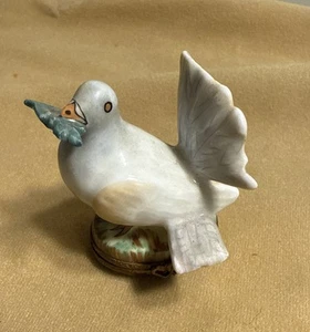 limoges trinket box Dove With Olive Branch - Picture 1 of 11