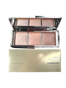 HOURGLASS Ambient Lighting Palette Volume ll - Picture 1 of 1