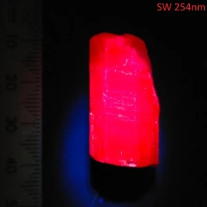 Purple Scapolite fluorescent short wave glowing raw natural crystal 62.6ct - Picture 1 of 9