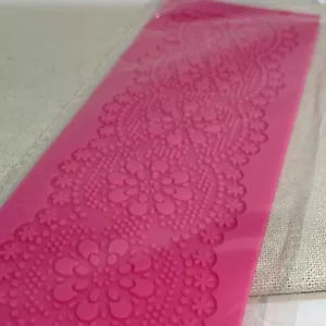 Flower Design Silicone Fondant Cake Mat 15 x 3 " NEW Resin Crafts Edge Trim Mold - Picture 1 of 4