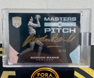 2018 Panini Eminence Gordon Banks On Card Auto /10 Masters of the Pitch England - Picture 1 of 3