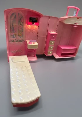 Barbie 1995 Take Along Travel Luggage Suit Case House Mattel Pink Roller Wheels - Image 1 of 4