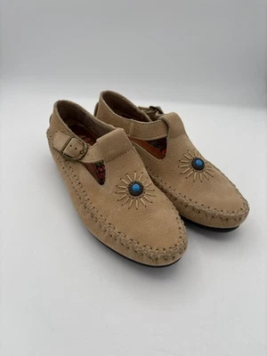 Vintage Hush Puppies Womens Leather Embroidered Moccasin Flats Size 5M Beige - Image 1 of 4