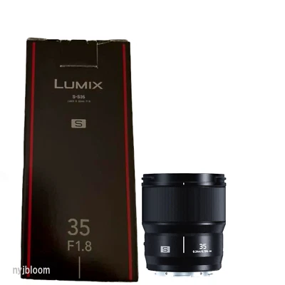 New PANASONIC LUMIX S 35mm F1.8 [S-S35] L Mount  - Image 1 of 4