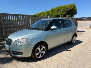 Skoda fabia 1.2 petrol, low mileage full - Picture 1 of 11