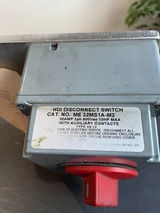 MENNEKES 30 AMP 600 VAC ENCLOSED DISCONNECT SWITCH ME 32MS1A-M2 - Picture 1 of 9
