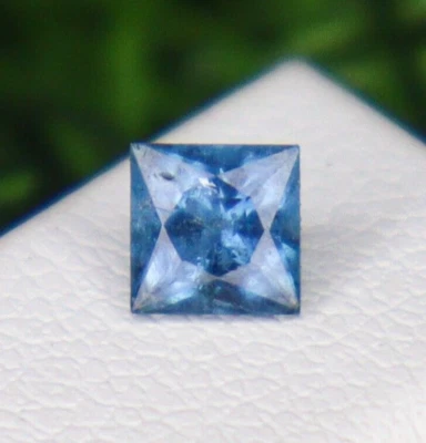 Piedra preciosa natural de corte cuadrado de turmalina azul indicolita de 0,35 quilates Foto 1 de 4