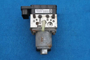 Toyota Prius 2004-2009 híbrido ABS bomba de freno sistema hidráulico antibloqueo OEM - Imagen 1 de 5
