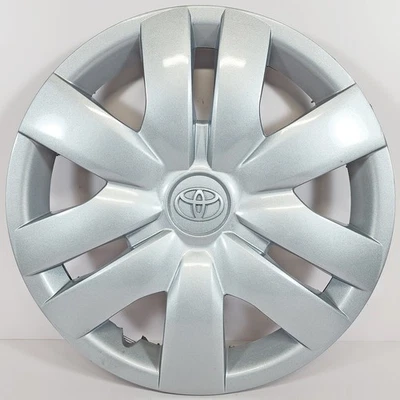 ONE 2006-2012 Toyota Yaris # 61142 14" 9 Spoke Hubcap / Wheel Cover # 4260252310 - Image 1 of 4