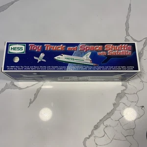 Camión de juguete Hess 1999 vintage y transbordador espacial con satélite - nuevo en caja original - Imagen 1 de 6