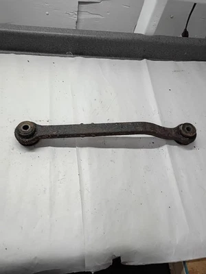 GMC Yukon XL 2000 5,3 L 4x4 eje trasero derecho suspensión barra de oruga Foto 1 de 4