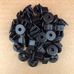 Set of 15: Fender Apron Screw Grommets For Kia & Hyundai # 86848-22000 Free Ship - Picture 1 of 2