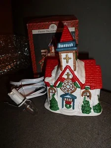 NUEVO ARTMARK IGLESIA DE NAVIDAD LUZ NOCTURNA CON INTERRUPTOR DE CLICKER CABLE 6" T - Imagen 1 de 1