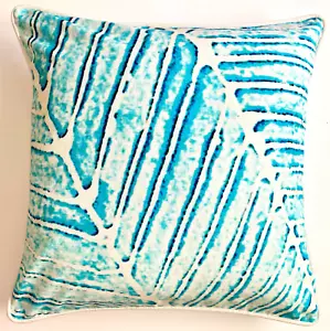 VILLA HOME pillow cover 20 x 20 - Picture 1 of 3
