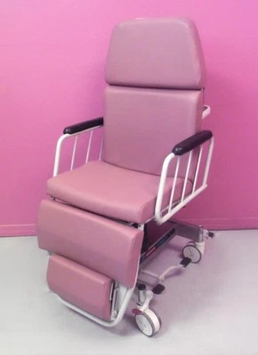 Camilla de transporte manual Steris Peted SurgiChair APC Foto 1 de 4