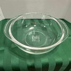 PYREX #022 Clear Glass Mixing/Baking Bowl 2 Quart Used - Picture 1 of 4