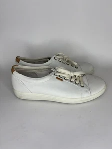 Ecco Schuhe Schnürschuhe Freizeit Sneaker Damen Gr. 39 US 8 weiß Leder bequem - Bild 1 von 16
