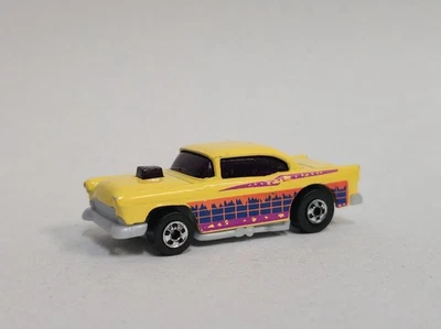 Hot Wheels '55 Chevy Vintage 1982 Yellow Blackwalls Malaysia Diecast Car Nice - Image 1 of 4