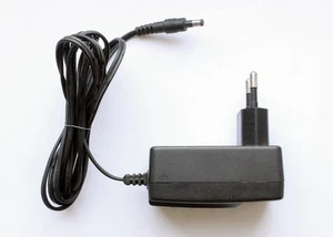 ALIMENTATORE adattatore Amigo model AMS47-1200500FV  12V 0.5A - Foto 1 di 4