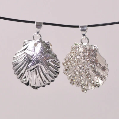 2pcs Silver Scallop Shape Metal & Crystal Rhinestones Pendants DIY Jewelry - Image 1 of 4