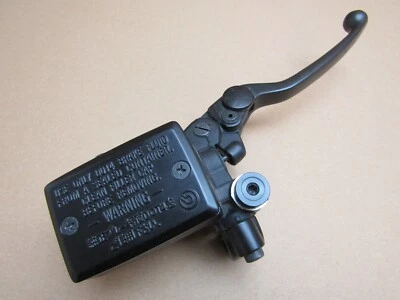 Yamaha XSR 900 ABS MTM 850 2019 7.087 millas freno delantero cilindro maestro (5390) Foto 1 de 4