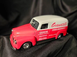 Eastwood Automobile 1951 GMC Panel Van Bank Granatelli 1:25 Scale Inv. #2682 - Picture 1 of 5