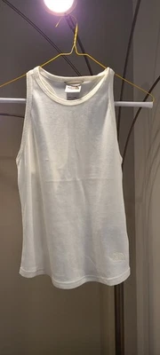 Camiseta sin mangas The North Face punto gofre mujer talla pequeña blanca Foto 1 de 3
