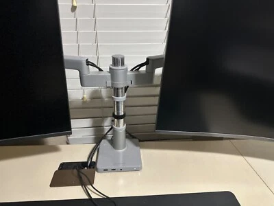 HUMANSCALE M/CONNECT™ 2 DOCKING STATION (MONITOR ARM NOT INCLUDED) - Image 1 of 4