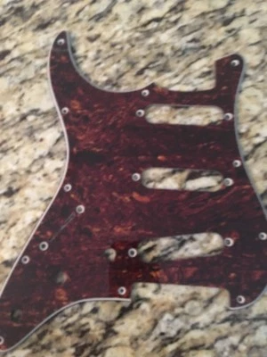 Nuevo protector de selección zurdo Tortoise Shell para guitarra Fender Stratocaster 3 bobinas individuales Foto 1 de 3