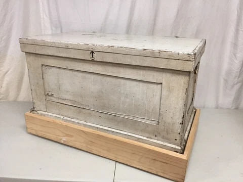 Vintage Trunk Hope Chest, Painted White, Hope Chest, Crackle Finish, Wheels Cover