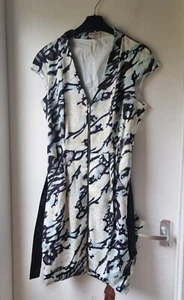 Karen Millen UK 12 Geometric Print Cotton Front Zip Detail Casual Race Dress - Picture 1 of 11