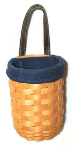Longaberger 2002 Medium Gatehouse Hanging Basket w/ Leather Handle & Blue Liner Cover