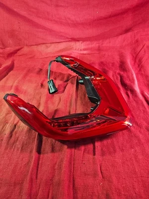 Conjunto de luces traseras OEM para Ducati Panigale Streetfighter V2 V4 52510601D Foto 1 de 4