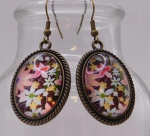 Schöne Ohrringe aus Metall & Glas, braun, rosa, gelb floral - Bild 1 von 2