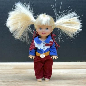 Barbie Kelly Toys R Us Exclusive Doll From Cowgirl Kelly & Pony Set 2001 Y2K - Picture 1 of 7